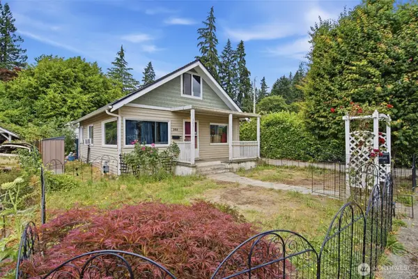 303 S Hartford Avenue, Bremerton, WA 98312