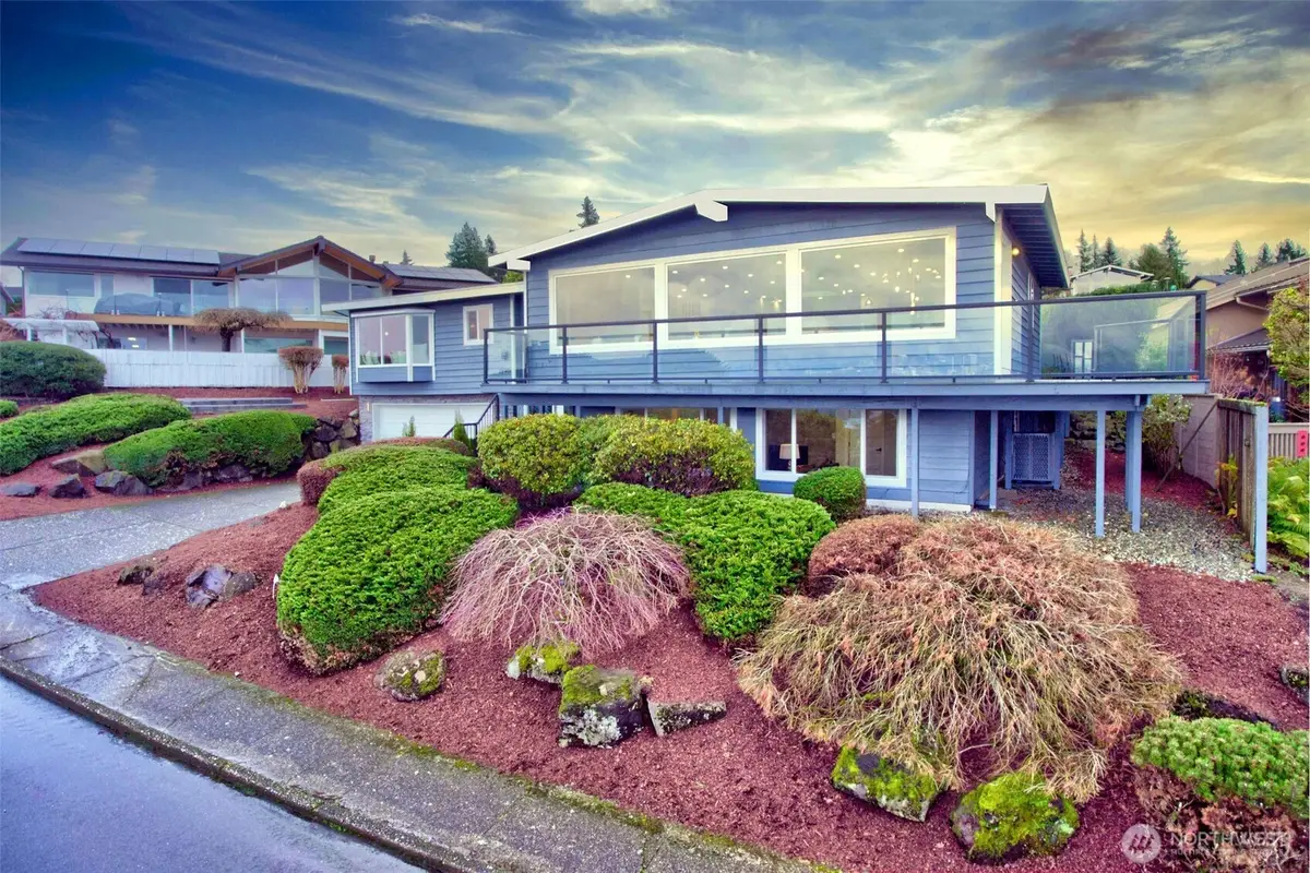 13901 Somerset Lane Se, Bellevue, WA 98006 - #1