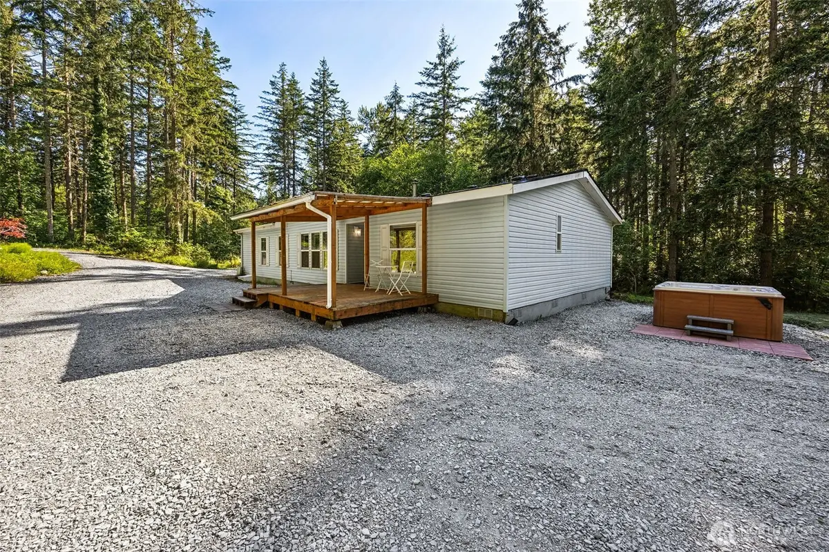 40402 66th Avenue E, Eatonville, WA 98328 - #1