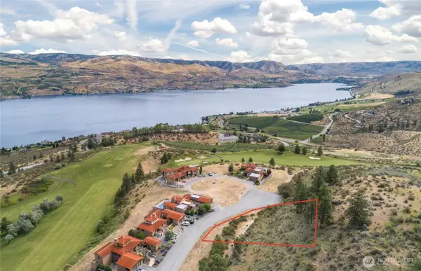 227 Bandera Way, Chelan, WA 98816
