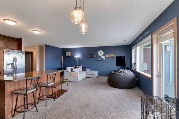 651 SE Bayshore Drive #B304, Oak Harbor, WA 98277