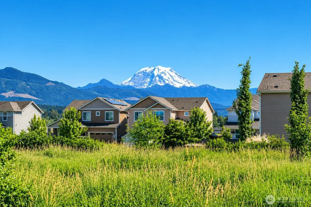 516 Petersen Drive E, Enumclaw, WA 98022 - #1