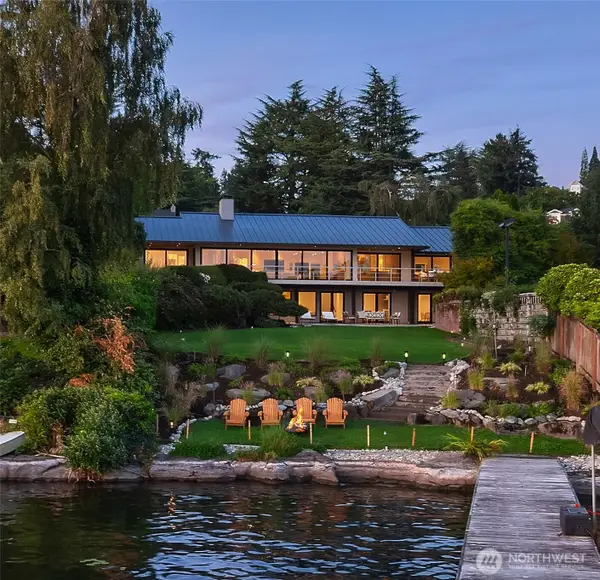 3517 43rd Avenue Ne, Seattle, WA 98105