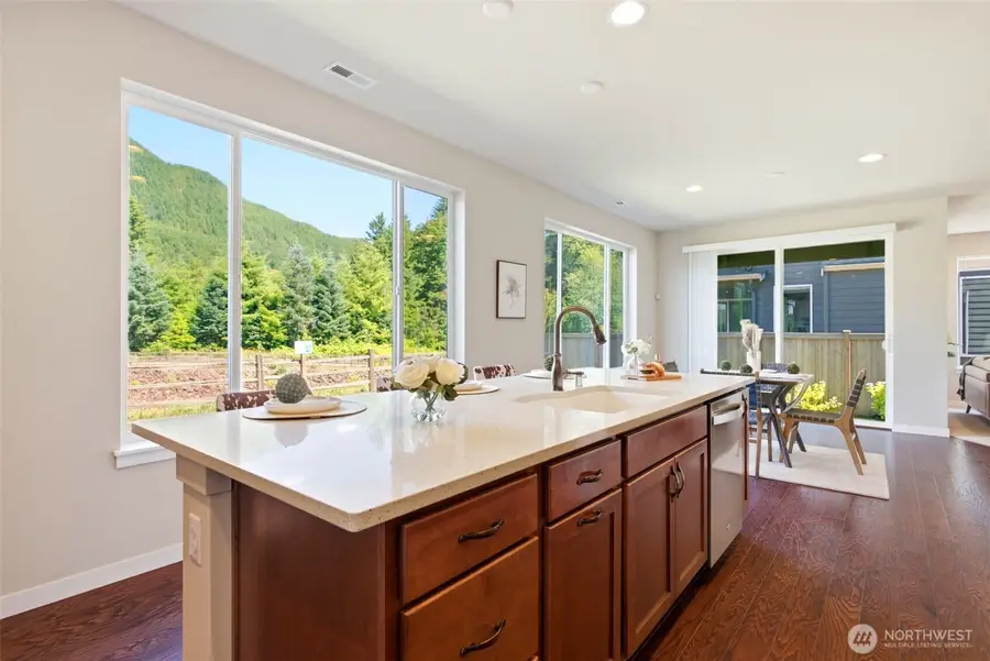 938 NE 4th, North Bend, WA 98045 - #3