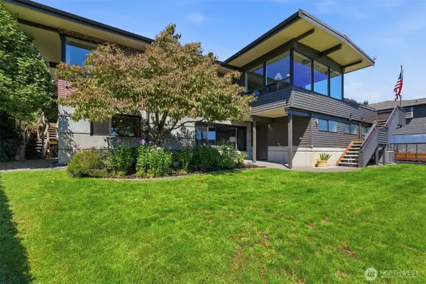 8125 Bayridge Avenue, Gig Harbor, WA 98332