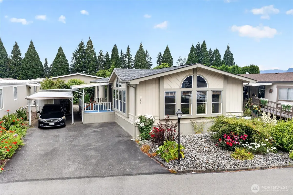 819 Mountain Villa Loop, Enumclaw, WA 98022 - #1