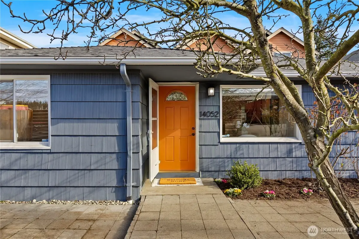 14052 Midvale Avenue N, Seattle, WA 98133 - #1