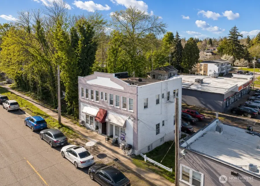 9265 57th Avenue S, Seattle, WA 98118 - #2