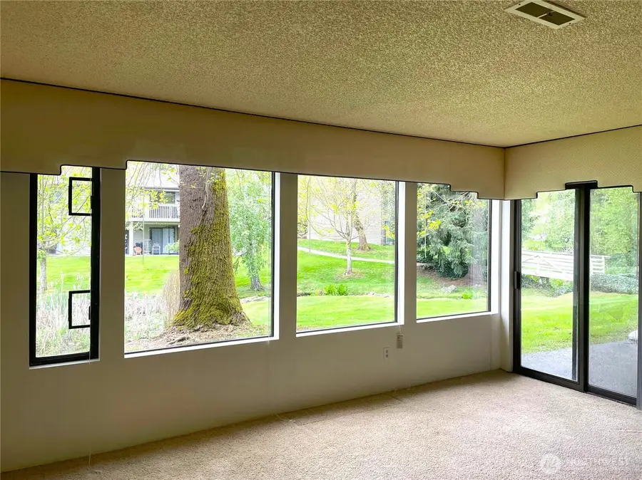 1101 Bellefield Park Lane #1103, Bellevue, WA 98004 - #2