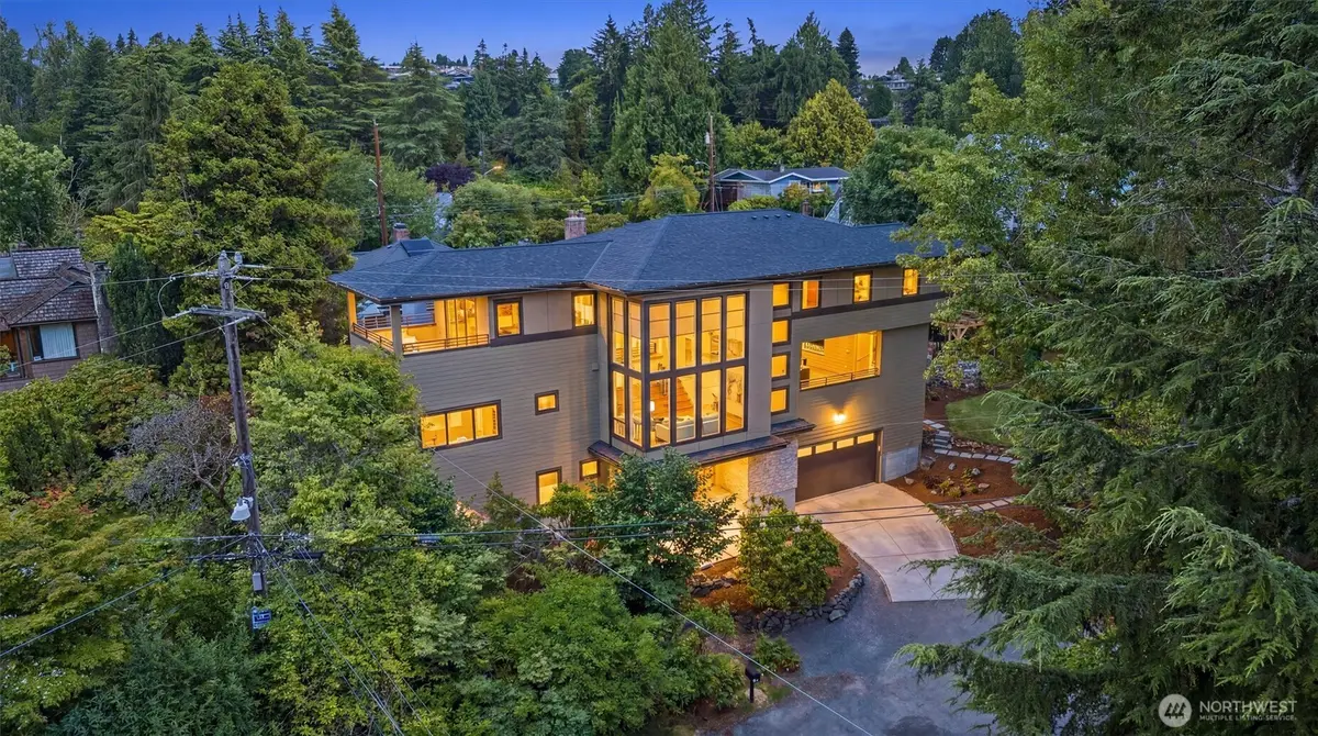 9528 28th Avenue Nw, Seattle, WA 98117 - #1