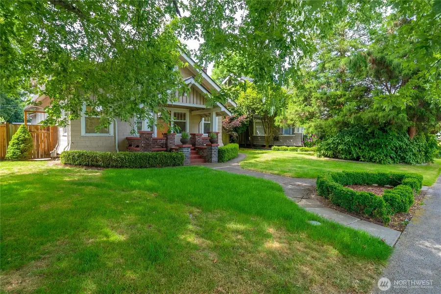 518 W Pioneer, Puyallup, WA 98371 - #2