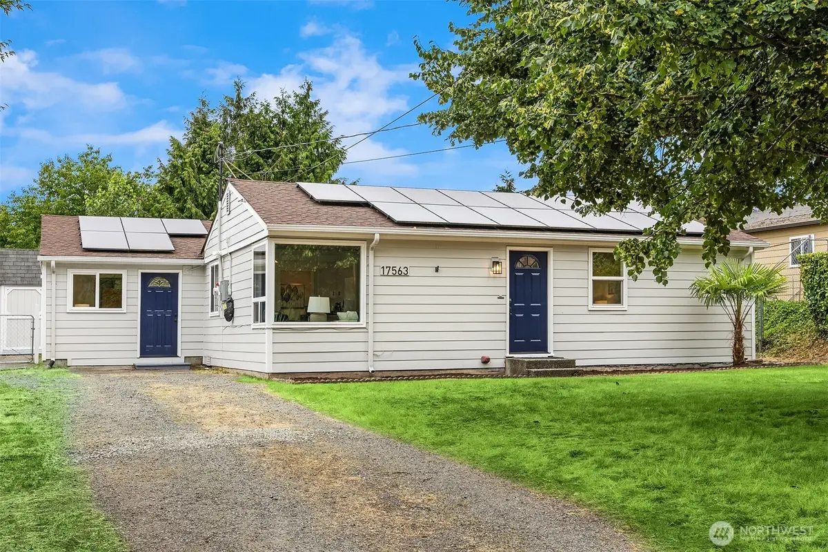17563 12th Avenue Ne, Shoreline, WA 98155 - #1