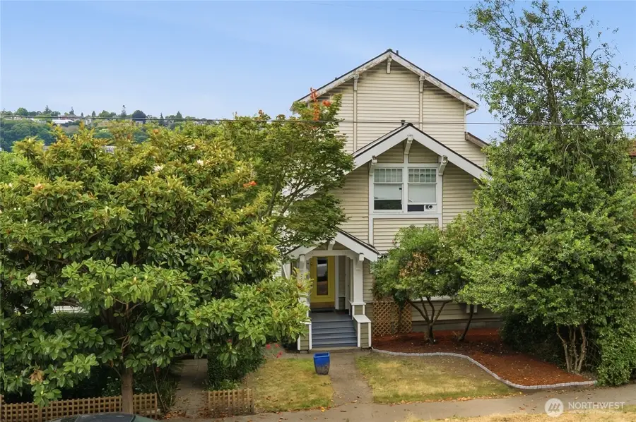 2215 Yale Ave E, Seattle, WA 98102 - #2