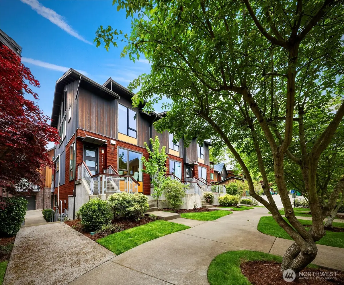 6546 32nd Avenue Ne #A, Seattle, WA 98115 - #1