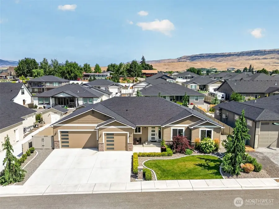 2637 7th St Se, East Wenatchee, WA 98802 - #2