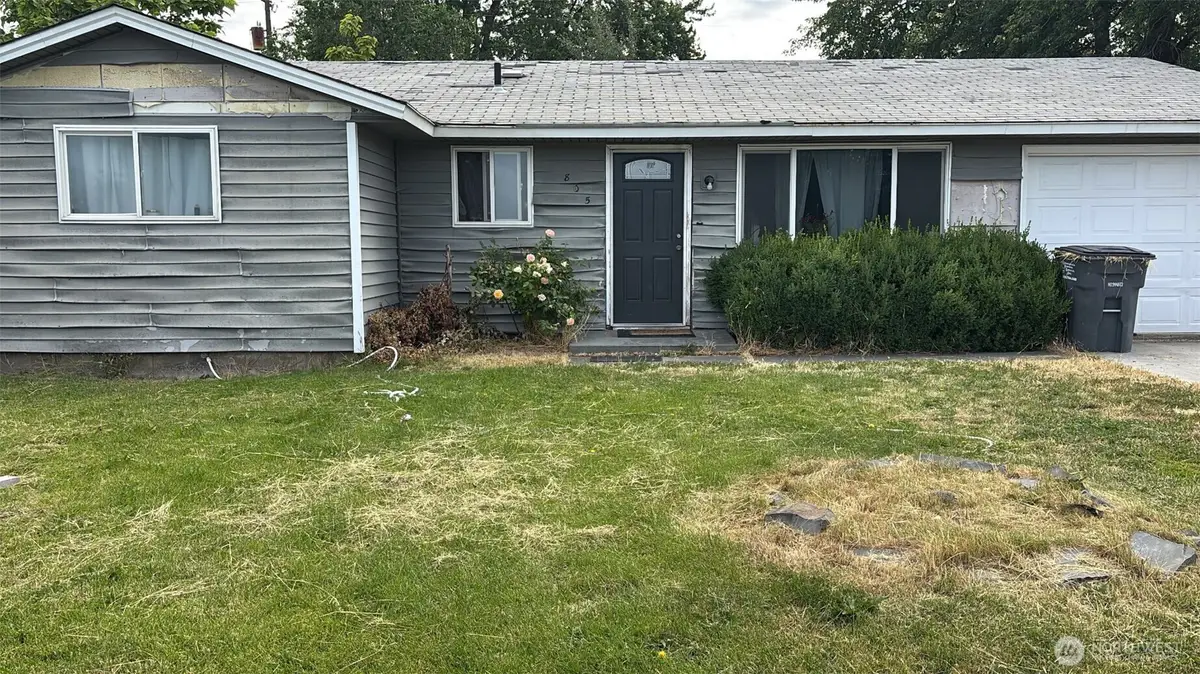 805 S 3rd Avenue, Othello, WA 99344 - #1