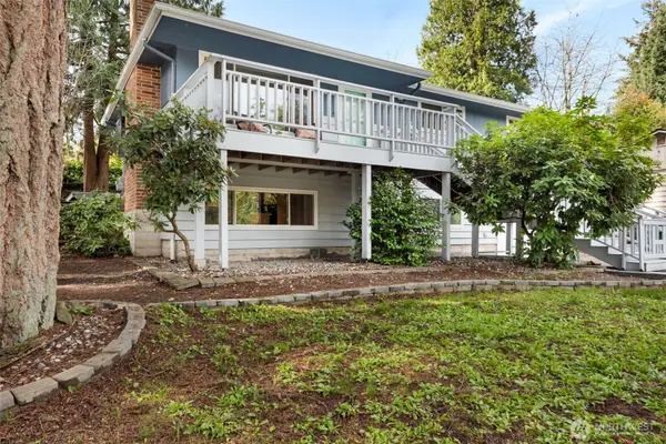 3433 NE 17th Place, Renton, WA 98056