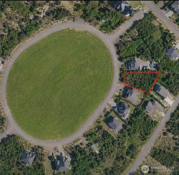 417 S Spinnaker Street Sw, Ocean Shores, WA 98569