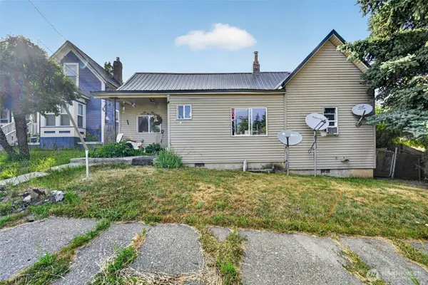 207 W Montana Avenue, Roslyn, WA 98941