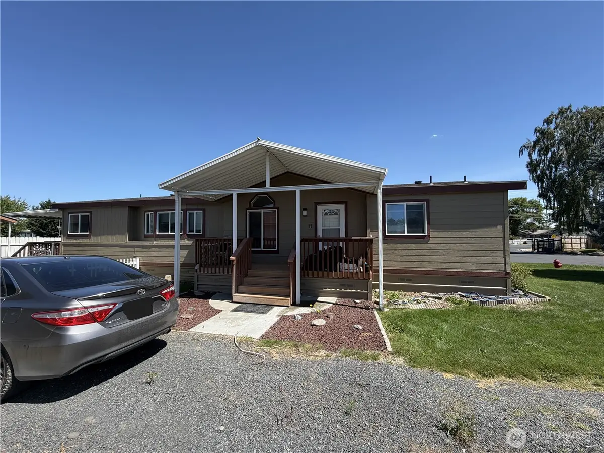 3010 W Peninsula Drive #92, Moses Lake, WA 98837 - #1