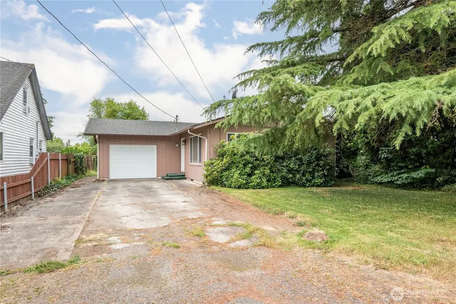 3257 Pine Street, Longview, WA 98632 - #2