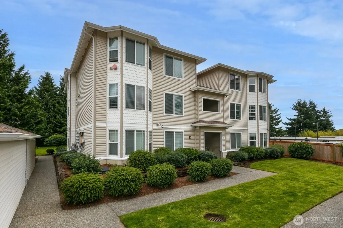 10025 9th Avenue W #C302, Everett, WA 98204 - #1