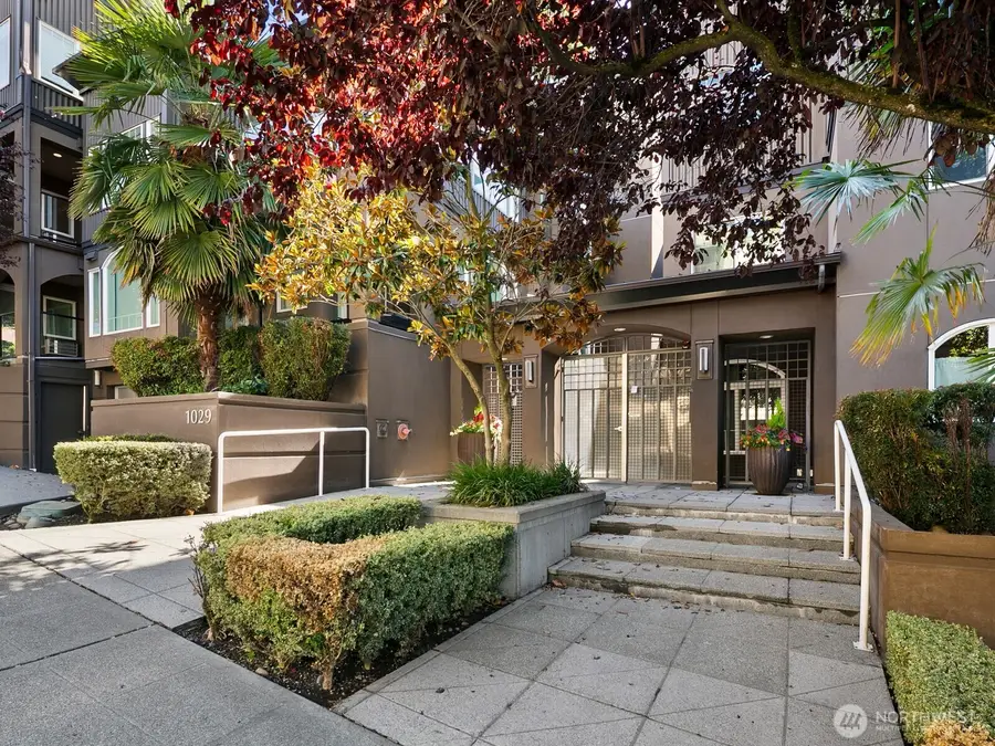1029 Belmont Avenue E #305, Seattle, WA 98102 - #3