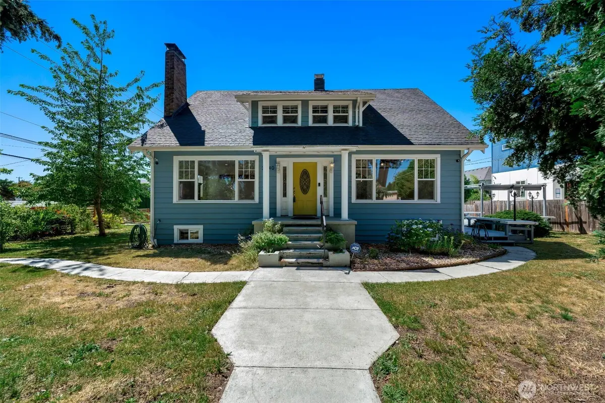 3540 S Kenyon St, Seattle, WA 98118 - #1
