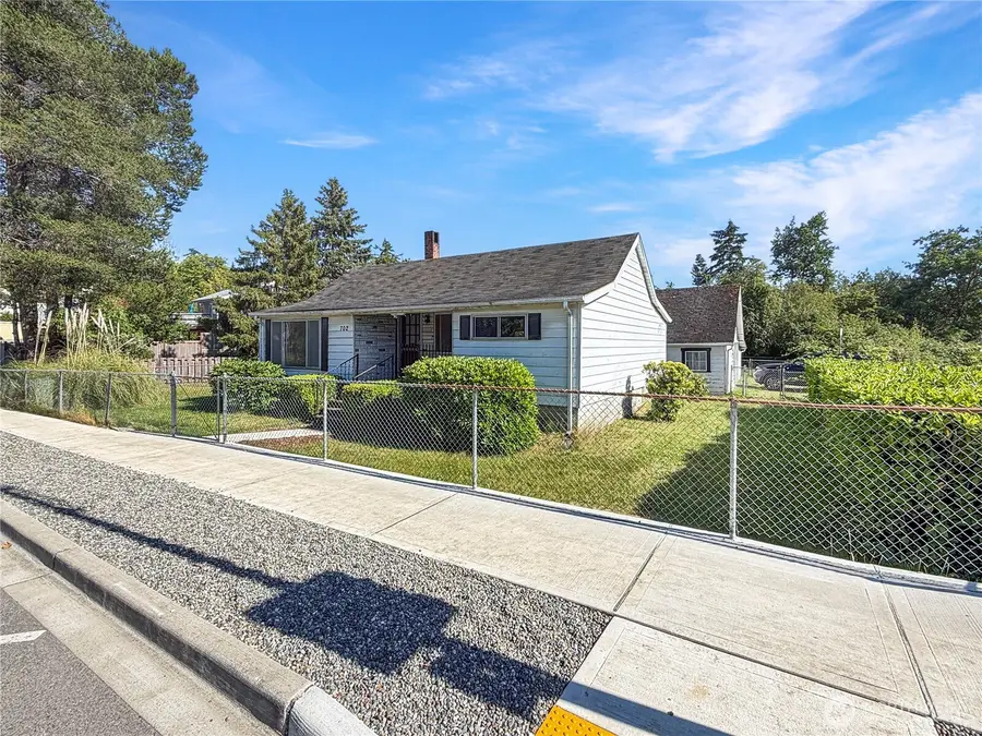 702 Martin Street #3, Steilacoom, WA 98388 - #2