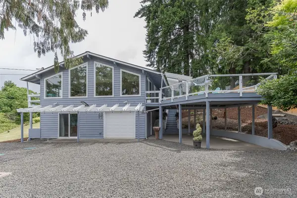 10138 Steamboat Island Road Nw, Olympia, WA 98502