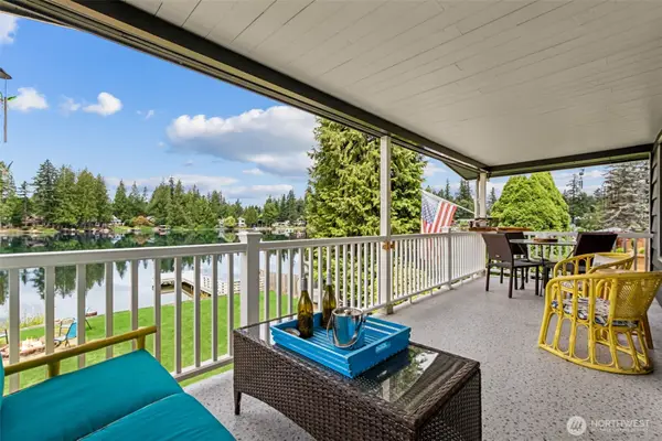 21702 SE 262nd Place, Maple Valley, WA 98038