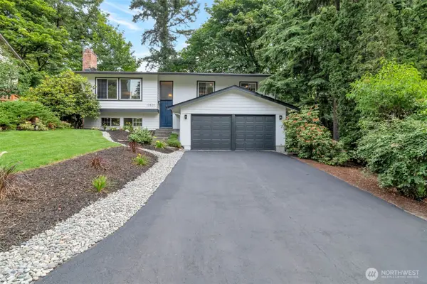 10520 NE 136th Place, Kirkland, WA 98034