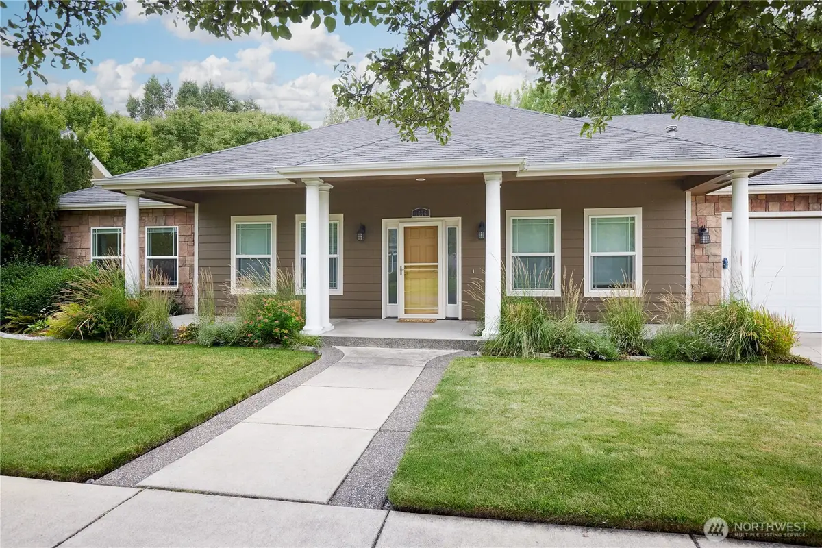 1676 Greenbriar Drive, Walla Walla, WA 99362 - #1