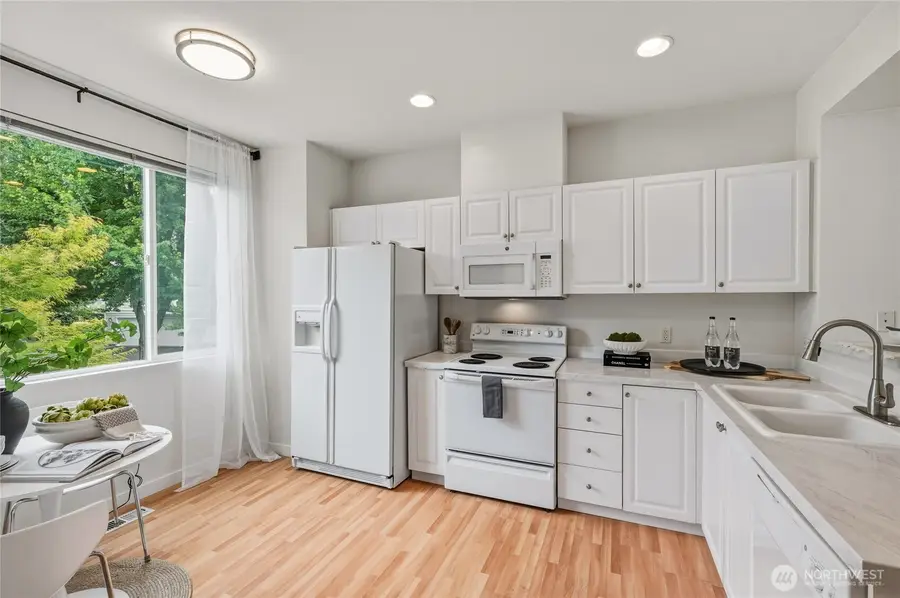 16227 119th Place Ne, Bothell, WA 98011 - #3