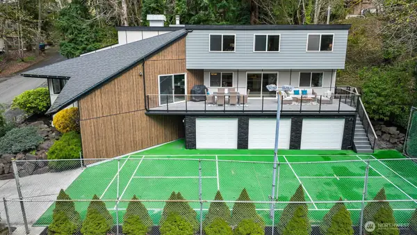 4830 88th Place Se, Mercer Island, WA 98040