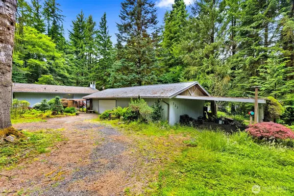 723 N 10th Street, Montesano, WA 98563