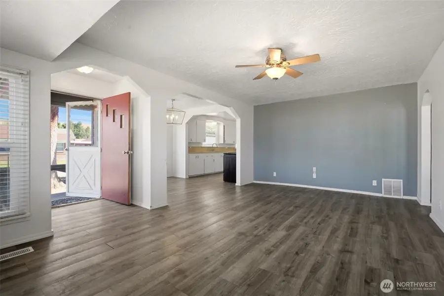 25 Shafer Avenue, Naches, WA 98937 - #3