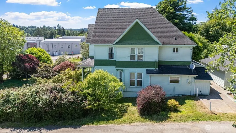 516 Cedar Street, Ilwaco, WA 98624 - #3