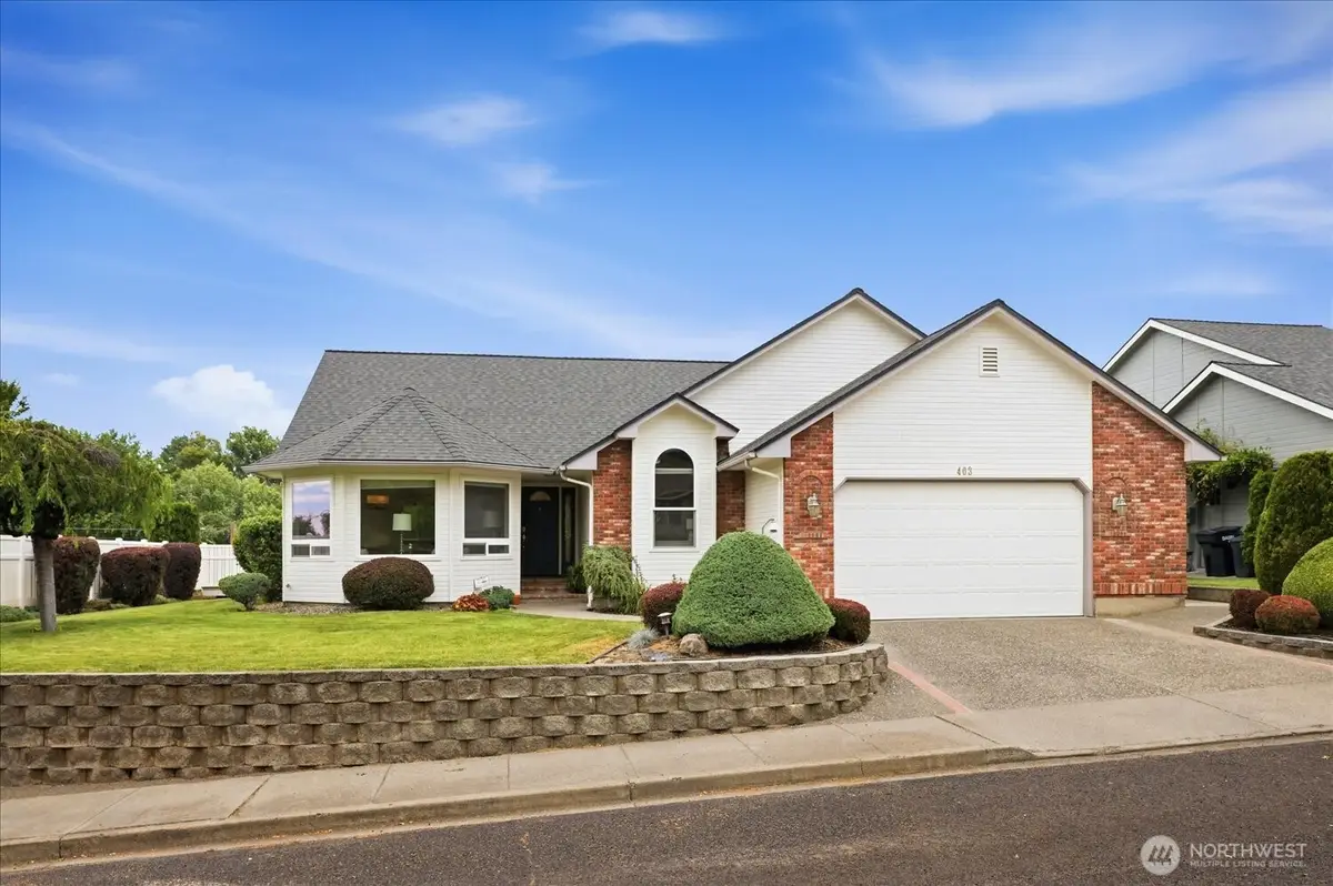 403 SE Stanford Place, College Place, WA 99324 - #1