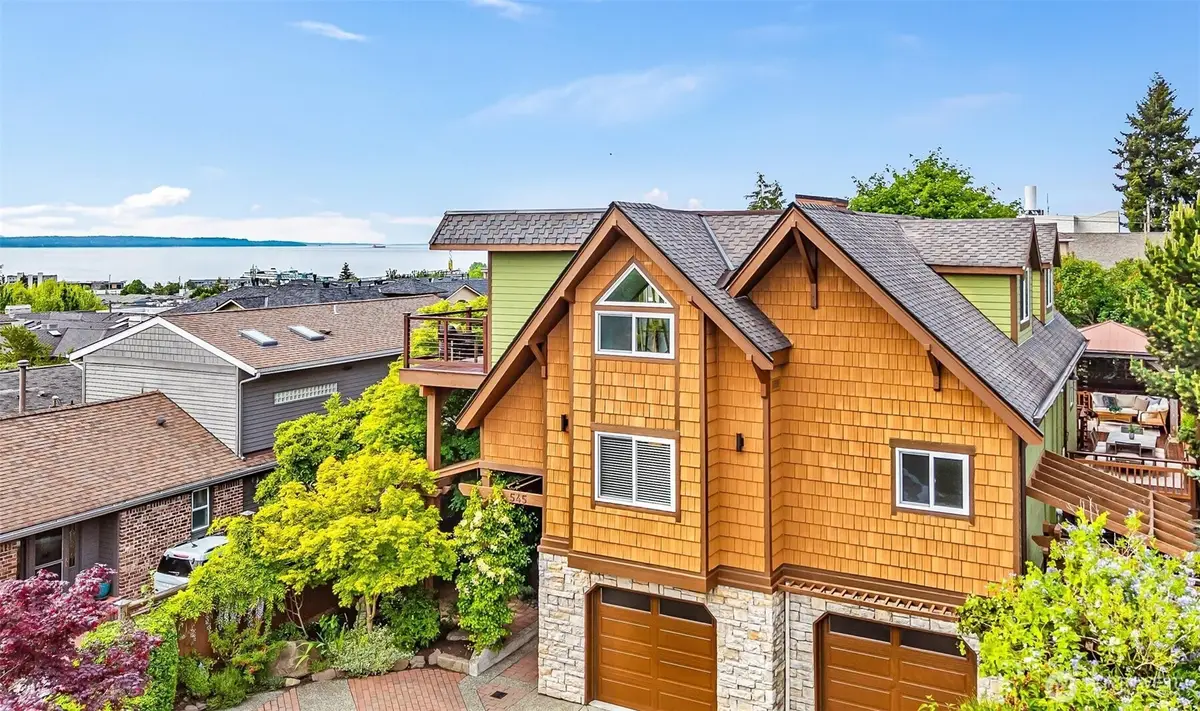 545 Holly Drive, Edmonds, WA 98020 - #1