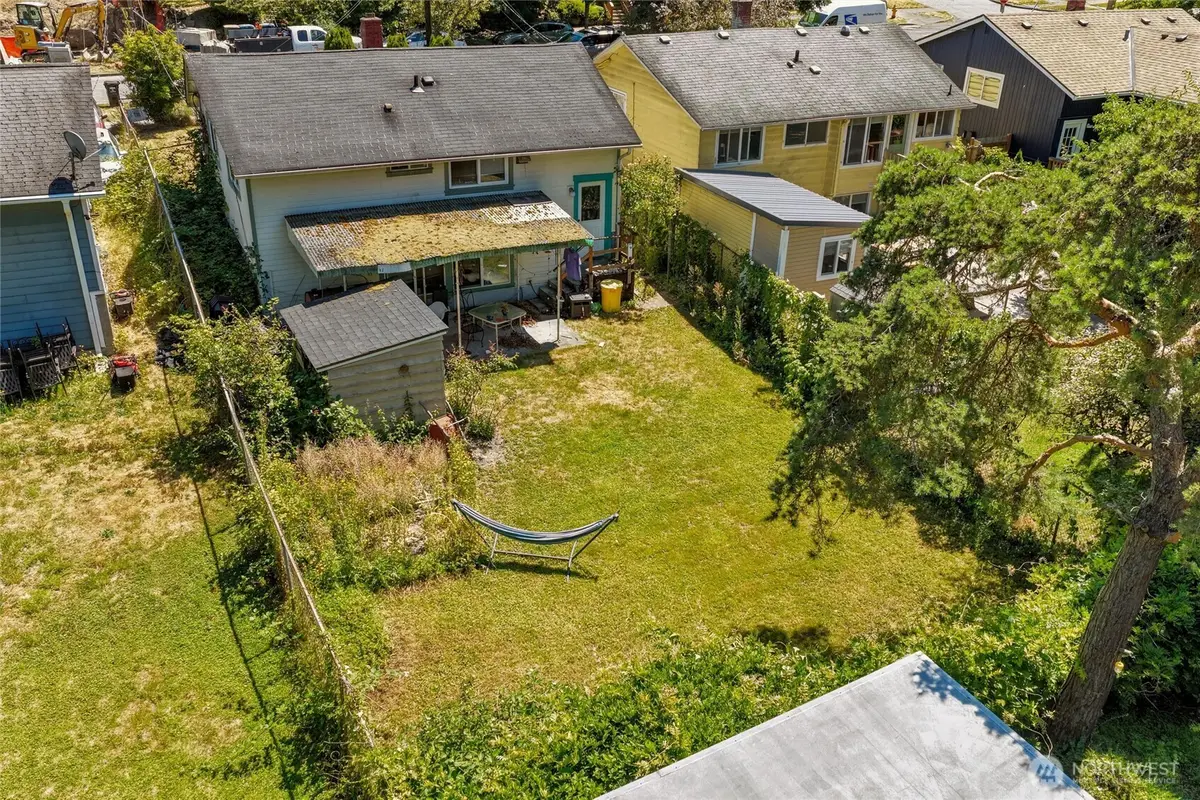 215 31st Avenue E, Seattle, WA 98112 - #1