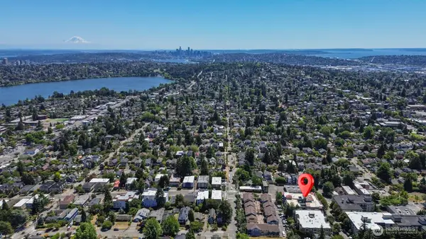 600 N 85th Street #401, Seattle, WA 98103