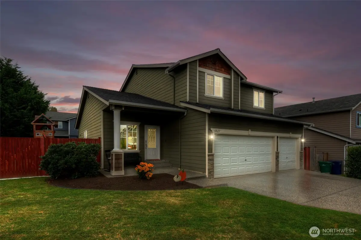 6827 278th St Nw, Stanwood, WA 98292 - #1