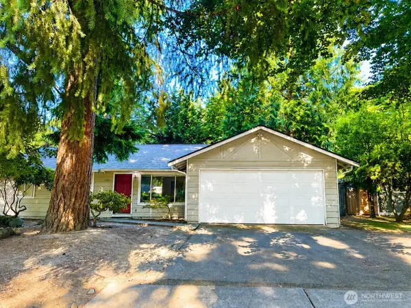 14037 108th Avenue Ne, Kirkland, WA 98034