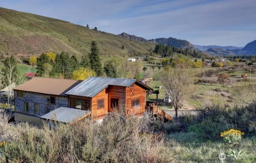 625 Twisp Winthrop Eastside Road, Winthrop, WA 98862 - #1