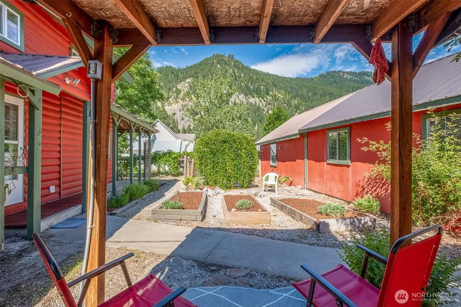 210 Prospect St, Leavenworth, WA 98826 - #3
