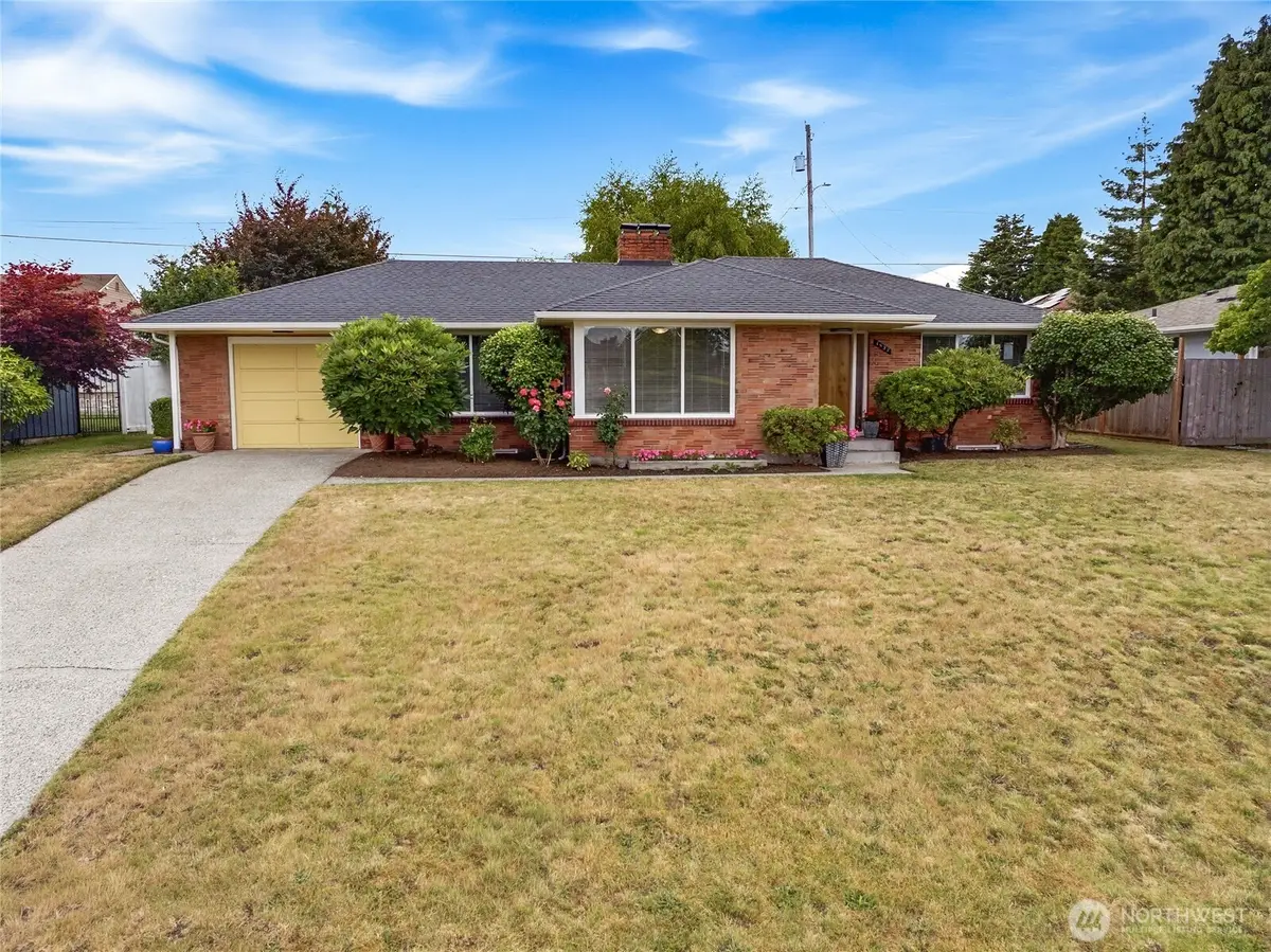4832 Rucker Avenue, Everett, WA 98203 - #1