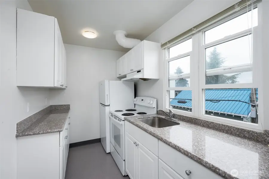 650 W Bertona Street, Seattle, WA 98119 - #3