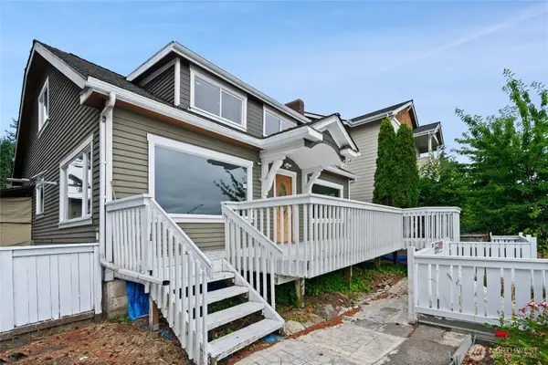 4012 Rucker Avenue, Everett, WA 98201