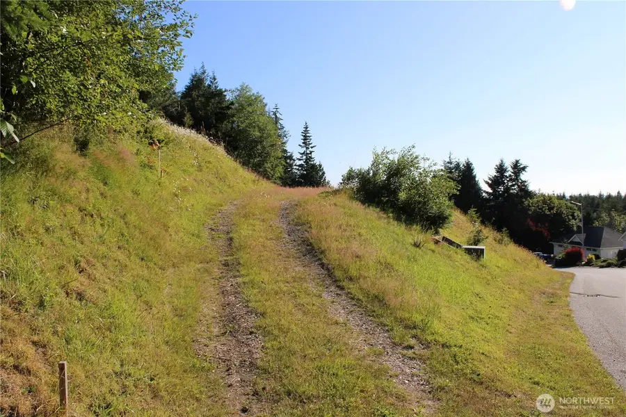 1076 Malvern Hills Drive #17, Camano Island, WA 98282 - #3